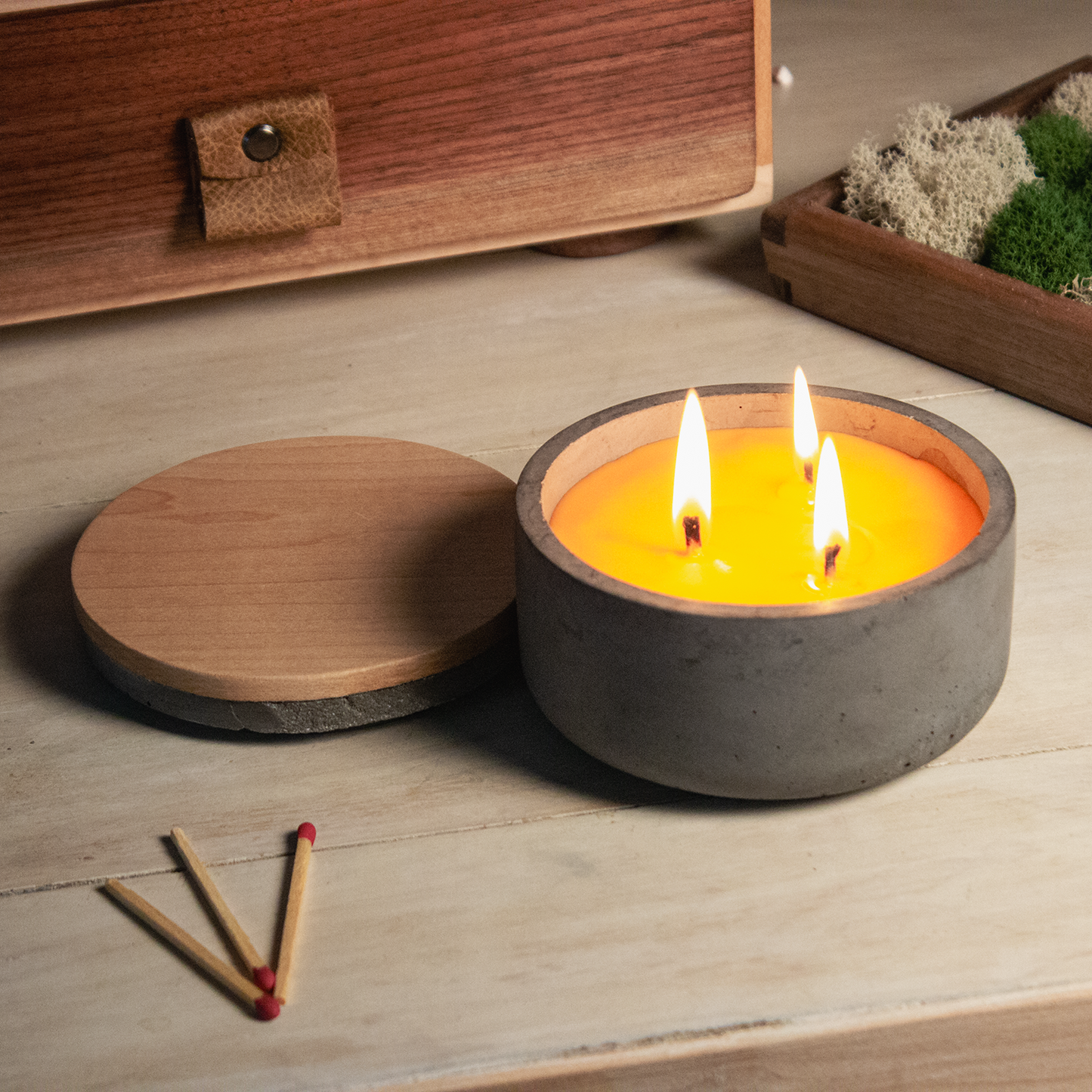 Beeswax Candle in Concrete Jar - Reusable Desk Organizer