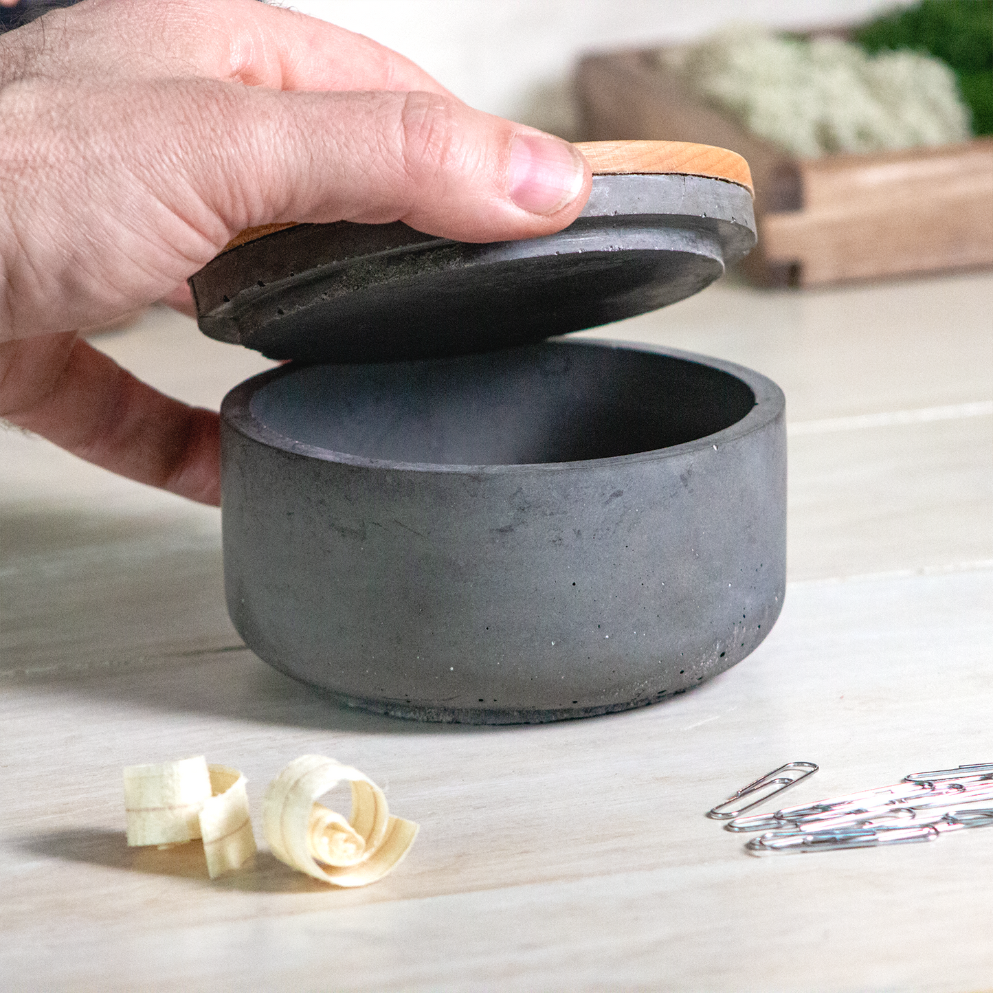 Beeswax Candle in Concrete Jar - Reusable Desk Organizer